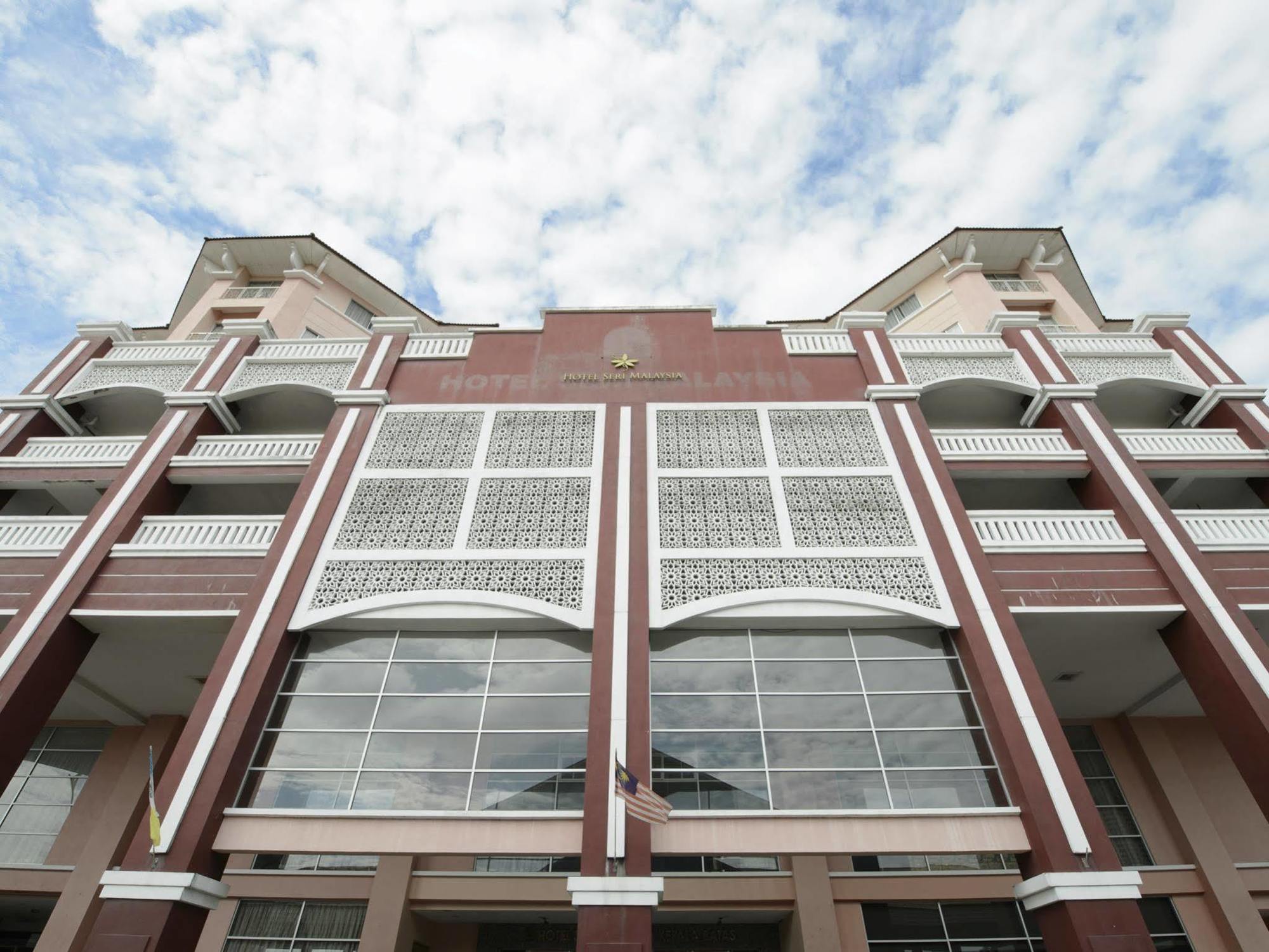 Hotel Seri Malaysia Kepala Batas Kepala Batas  Exterior foto